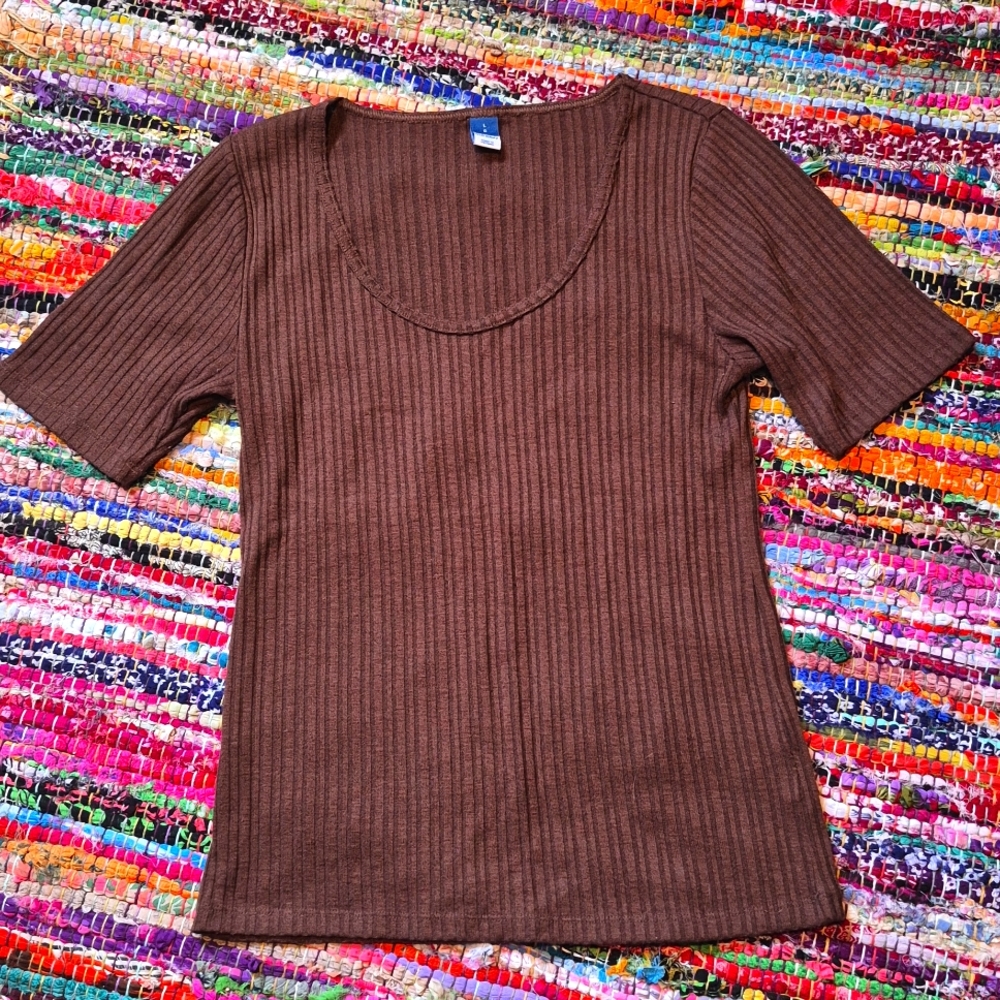 Old Navy T-Shirt
